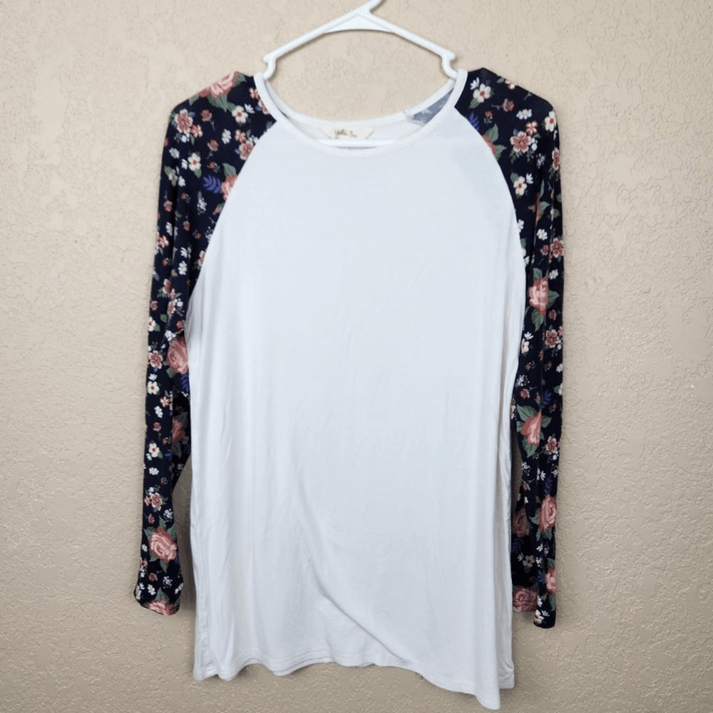Matilda Jane Rose Floral Print 3/4 Raglan Tee Size Medium (6909)